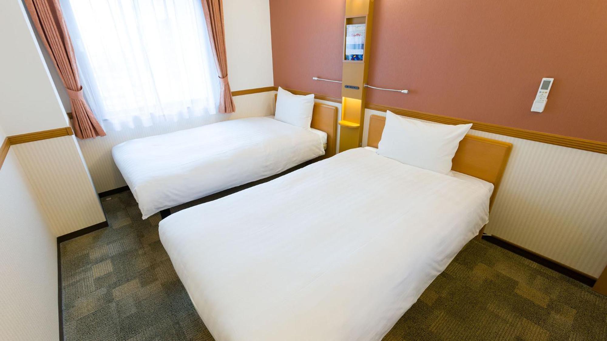 Toyoko Inn Hirosaki Ekimae Szoba fotó