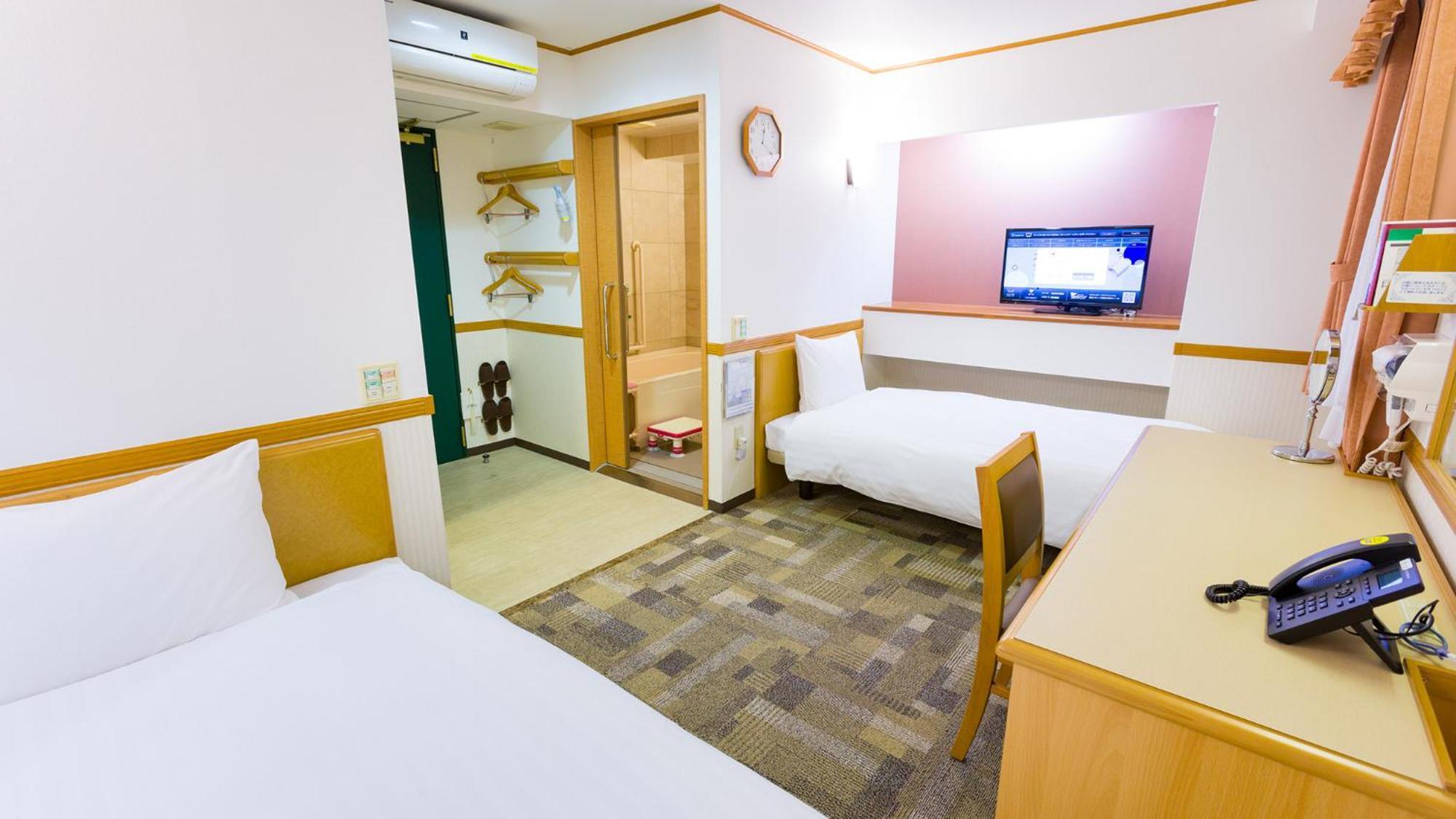 Toyoko Inn Hirosaki Ekimae Szoba fotó