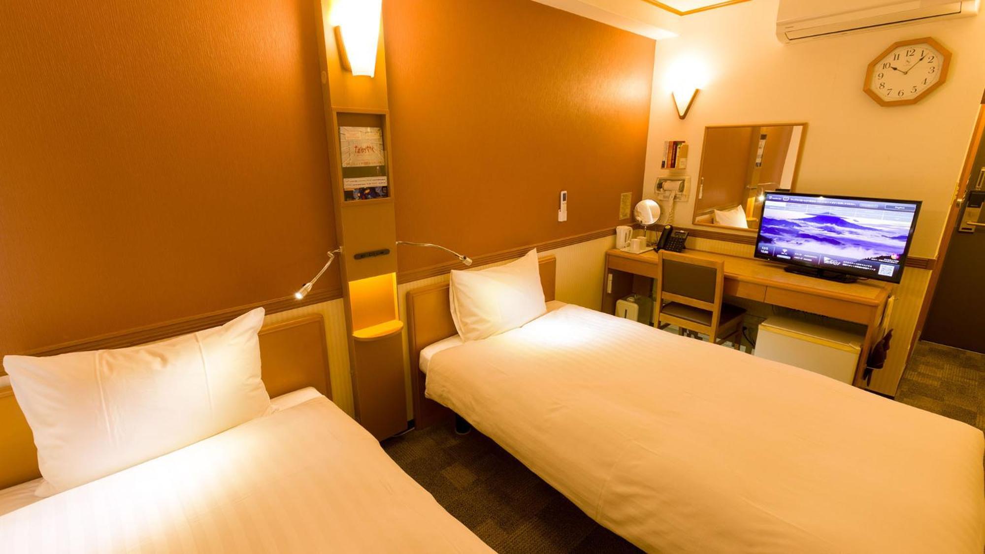 Toyoko Inn Hirosaki Ekimae Szoba fotó